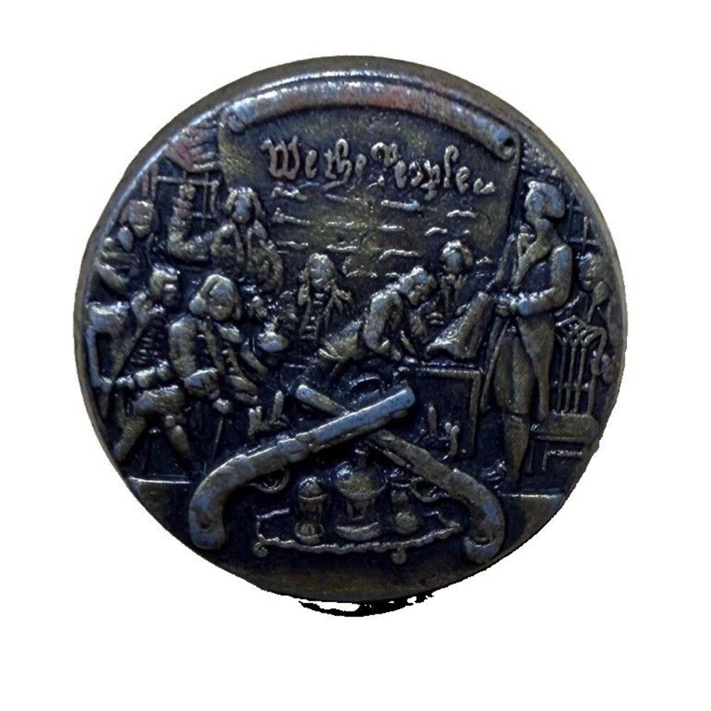 Vtg We The People US Constitution Signing Bronze Tone Lapel Pin Patriotic Hat